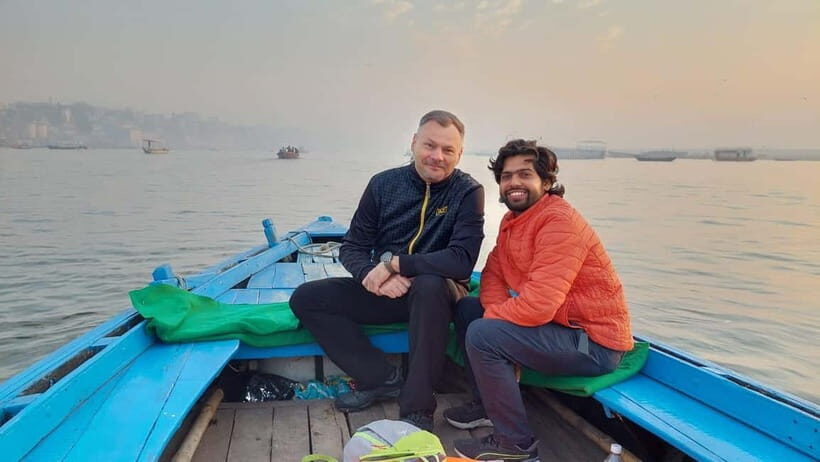 Varanasi: Ancient ghat walk tour with local guide - A Jain Temple stop: a reminder Varanasi isn’t only one faith