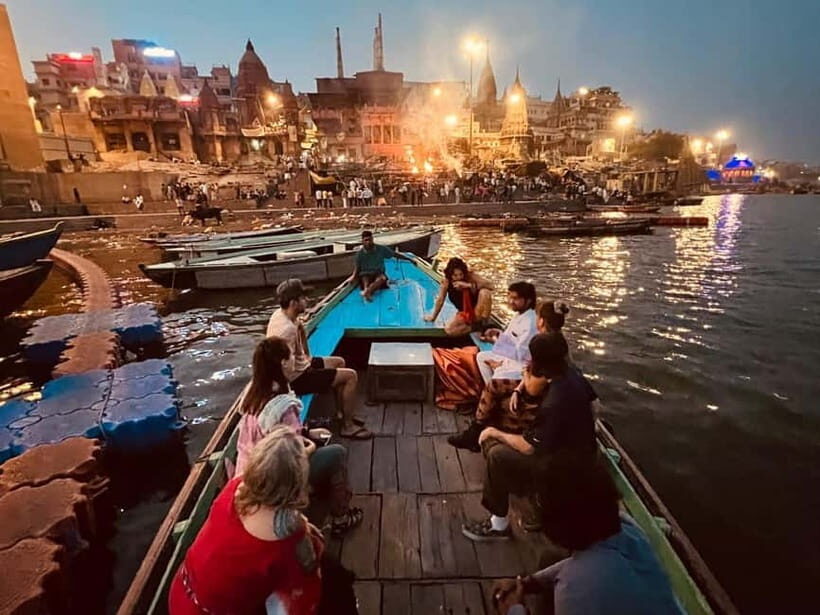 Varanasi: Ancient ghat walk tour with local guide - Price and logistics: why $26 can still feel like good value