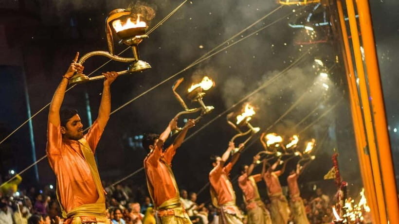 Varanasi: City Highlights of the Day Tour & Ganges Dirfting - Key highlights at a glance