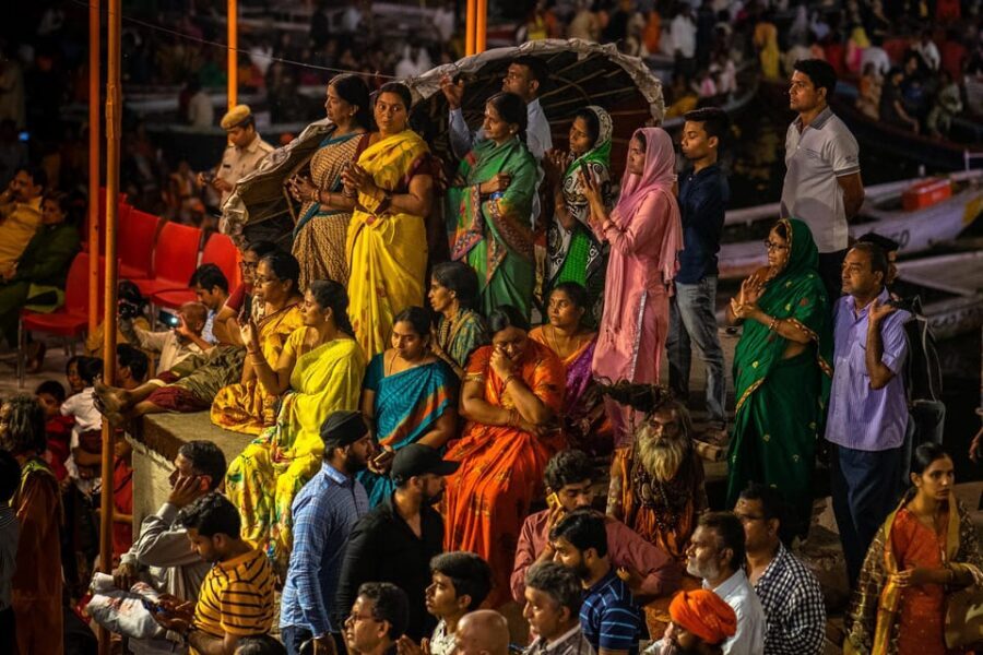 Varanasi: City Highlights of the Day Tour & Ganges Dirfting - Bharat Mata Mandir and silk weaving lessons over lunch you choose