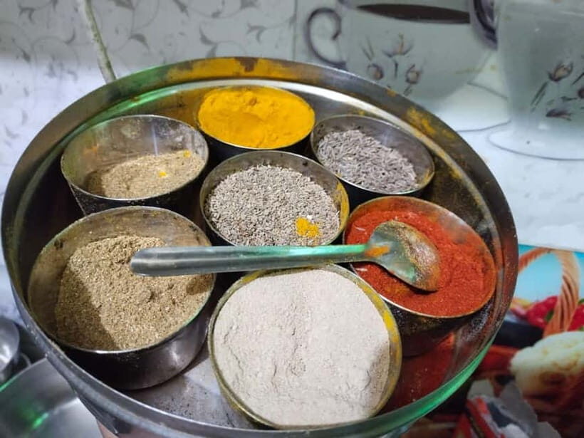 Varanasi Cooking Classes with Indu and Shobha - What you’ll cook: thali classics and optional favorites