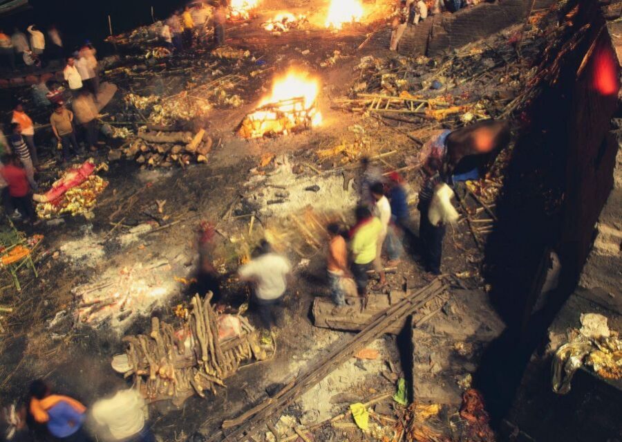 Varanasi: Cycle of Life, Death, and Rebirth Guided Tour - Meeting at St. Thomas Church and getting your bearings fast