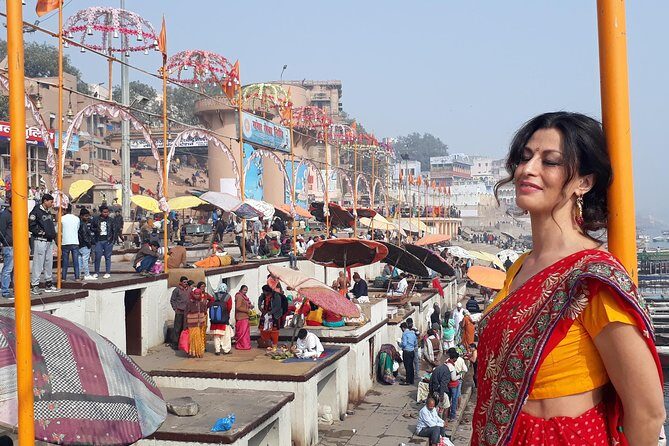Varanasi Experience 01 Night -02 Days Tour - Day 1 on the ghats: Ganga Aarti after sunset and a boat ride with masala tea
