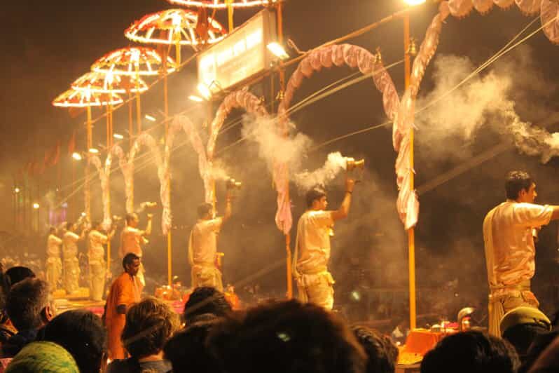 Varanasi: Ganga Arti Evening Light Ceremony on the Main Ghat - Why Dashashwamedh Ghat at sunset feels different from a typical show