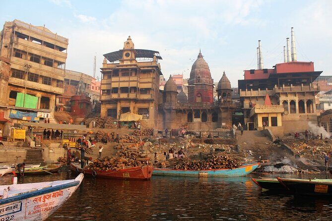 Varanasi Ganga Arti visit and Heritage Walk - Stop 3: Rajendra Prasad Ghat for the live Ganga Aarti