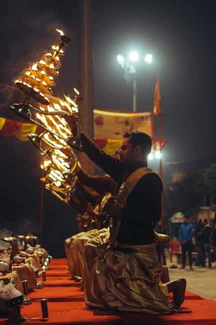 Varanasi: Half-Day City Tour & Evening Aarti with Boat Ride - Reliability Reality Check: Timing, Language, and What to Confirm