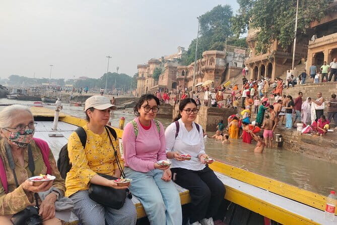 Varanasi Half day south and north Heritage walking tour - Dashashwamedh and Kedar Ghat: start where the city shows itself