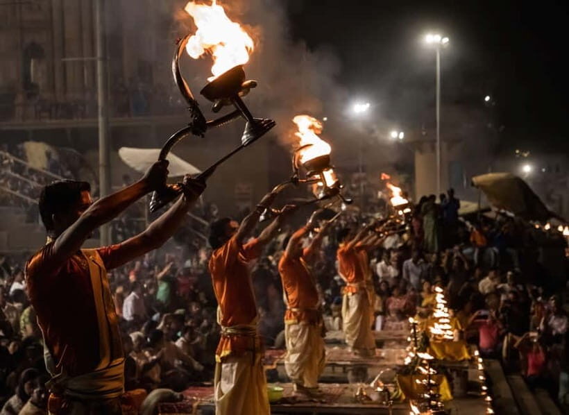 Varanasi Landmark Evening City Tour - Aarti & Boating - Key things to know before you go
