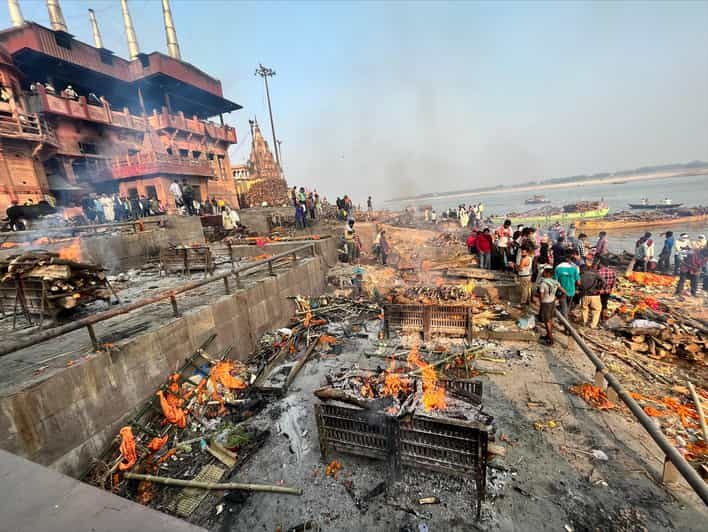 Varanasi: Manikarnika Ghat (Oldest Cremation Site) Tour - Key Points to Know Before You Go