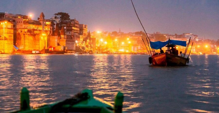 Varanasi: Mysticism Tour with Boat Ride & Ganga Aarti - Manikarnika Ghat: The Heavy One on the River
