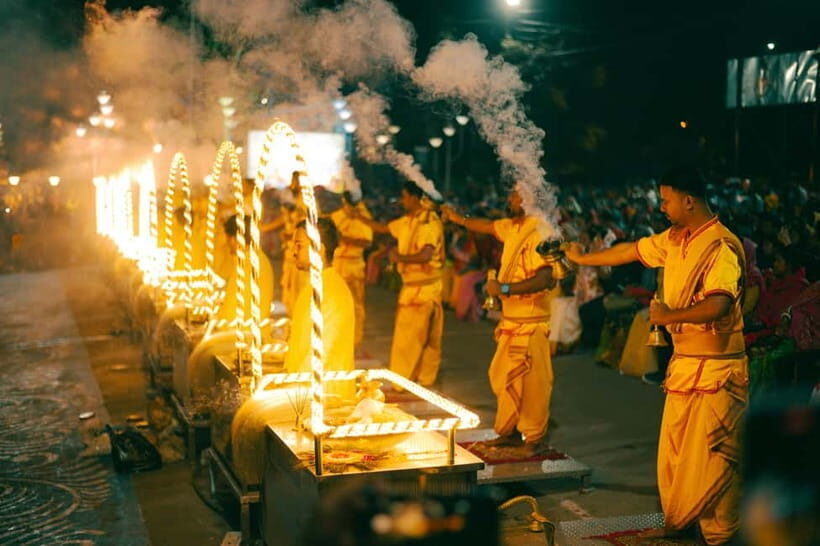 Varanasi: Night Boat Ride, Aarti Ceremony and Dinner - Key points before you go
