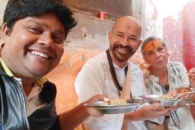 Varanasi old City and Street Tour 3 Hour - Meet Vicky: The Local Guide Angle That Changes Everything