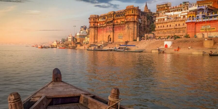 Varanasi: Private City Day Tour with Ganges Boat Ride - Banaras Hindu University (BHU) and Bharat Kala Bhavan Museum