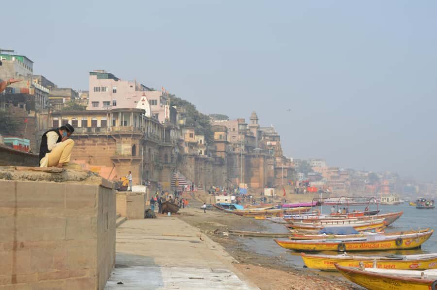 Varanasi: Private Heritage Walking Tour & Sunrise Boat Ride - Getting There in an Air-Conditioned Comfort Bubble (Then Walking Reality)