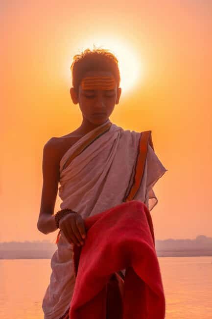 Varanasi: Sunrise Boat Ride with Masala Tea - Arti Ceremony - Who should book this sunrise Ganges ride