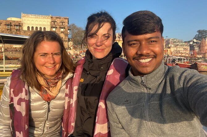 Varanasi Sunrise Boat Tour - Stop 3: Harishchandra Ghat, Adi Manikarnika, and cremation context