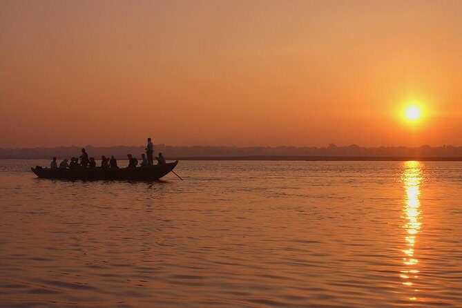 Varanasi: Sunrise Boat Tour and Heritage Walk with transfers - Old town heritage walk: temple stop and the street-level view