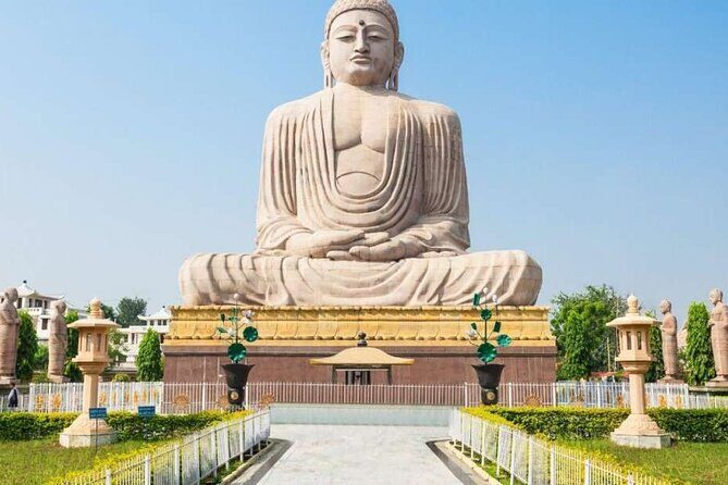 Varanasi to Bodhgaya: A Day of Spiritual Exploration - The long car ride from Varanasi to Bodhgaya (and how to make it bearable)