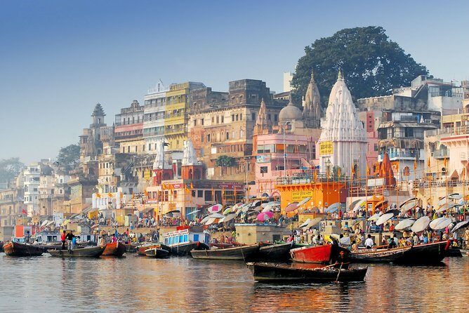 Varanasi tour in 2 days without accommodation - Aarti Seating and the Sunrise Boat: Comfort Without Losing the Meaning