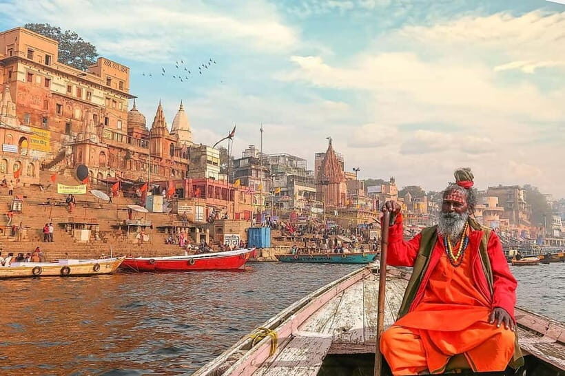 Varanasi: Varanasi ghat & temple walking tour - Walking Into Varanasi’s Sacred River Life