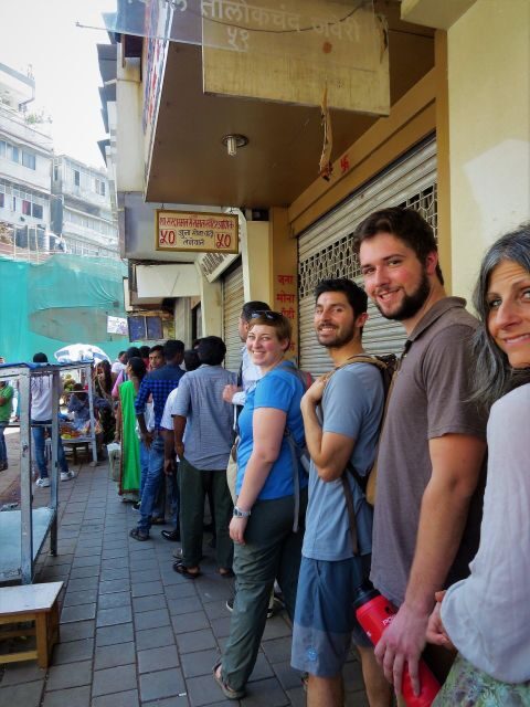 Vibrant Markets of Mumbai (2 Hours Guided Walking Tour) - Zaveri Bazaar: The Jewelry Market That Lives Up to the Reputation