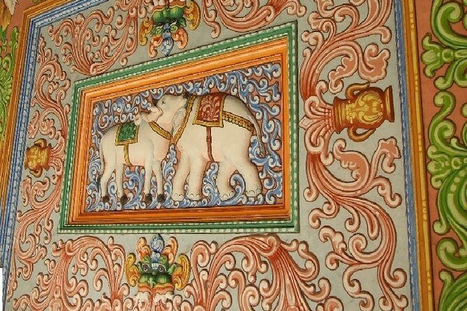 Visit Brihadeeswara Temple, Saraswati Library, Palace And Gallery In Thanjavur - Price and Value: Why $149 Can Feel Fair (or Not)