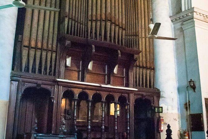 Visit Mother Teresa's house and Churches of Kolkata - St Andrew’s Church (the Kirk): Kolkata’s Scottish anchor