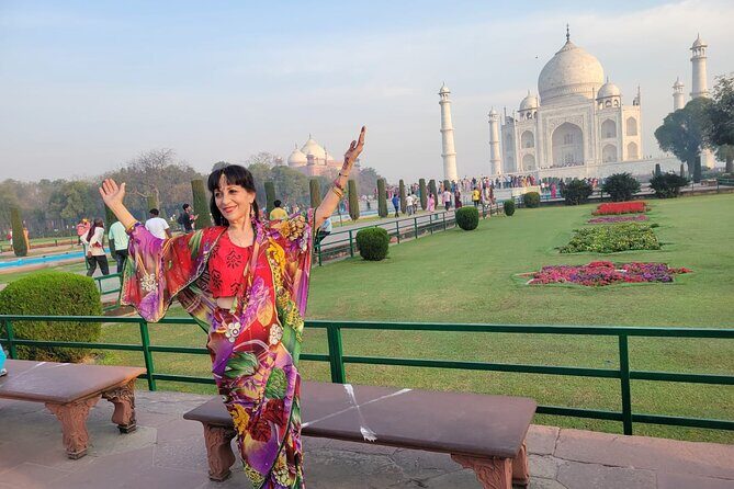 Visit Taj Mahal - Comfort, Weather, and Fitness: The Things to Respect