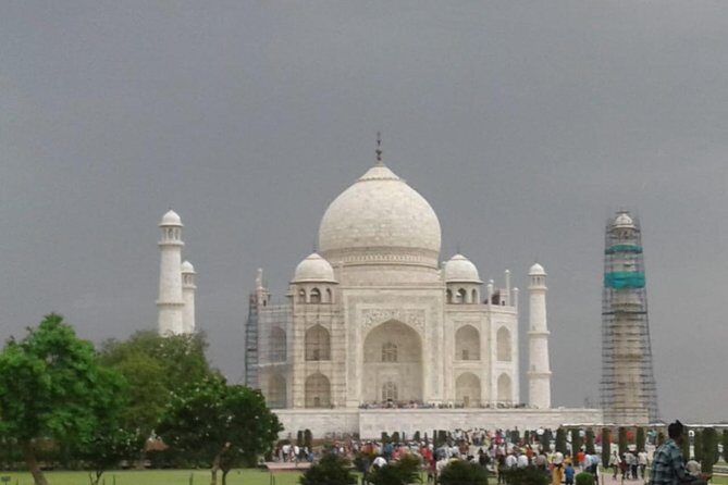 Voyage en Inde avec guide francophone - Day 2: early Taj Mahal energy, Agra time, then drive back