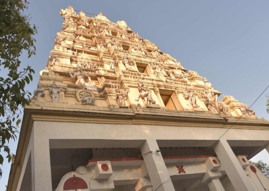 Walk of Divinity Bangalore (2 hours guided walking tour) - Temple etiquette on this walk: dress right and watch your steps