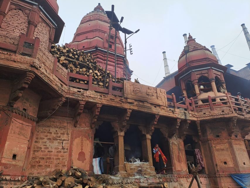 Walking Tour in the old part of the city of Varanasi - Optional Lassi After the Ghats