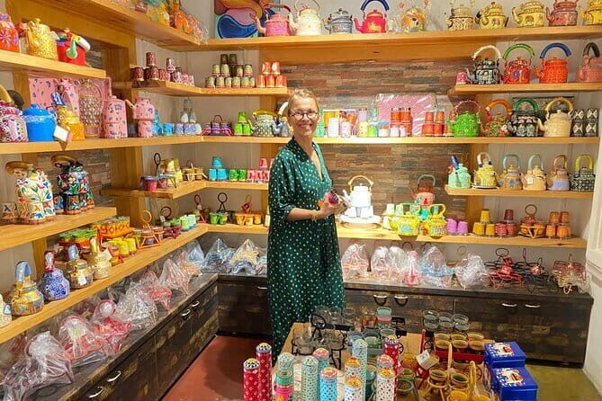 Walking Tour Jaipur India - Indian Crafts Bazaar Jaipur Textiles: A Shopping Stop That Still Feels Guided