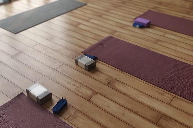 Yoga and Meditation Classes in Gurgaon - A 90-Minute Yoga Breath Meditation Session in Gurugram