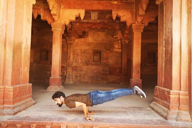 Yoga class in Delhi - Lodhi Gardens makes this yoga class feel special